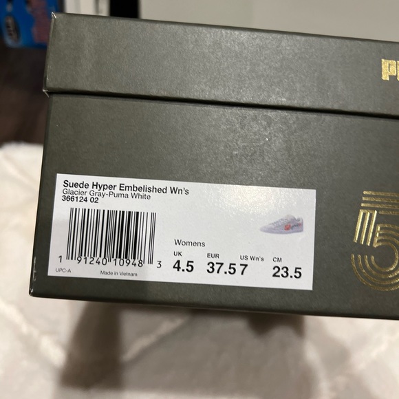 Lamb Crepe black leather booties in size 7M. - Picture 2 of 2